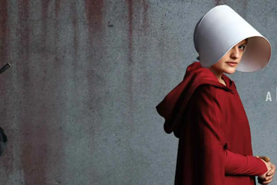 The Handmaid's Tale: le ancelle si aggiudicano sette Emmy Awards