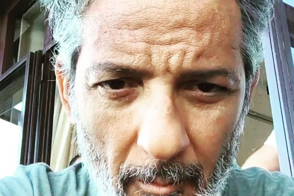 Fiorello crea Alzabandiera, la prima radio social su Instagram