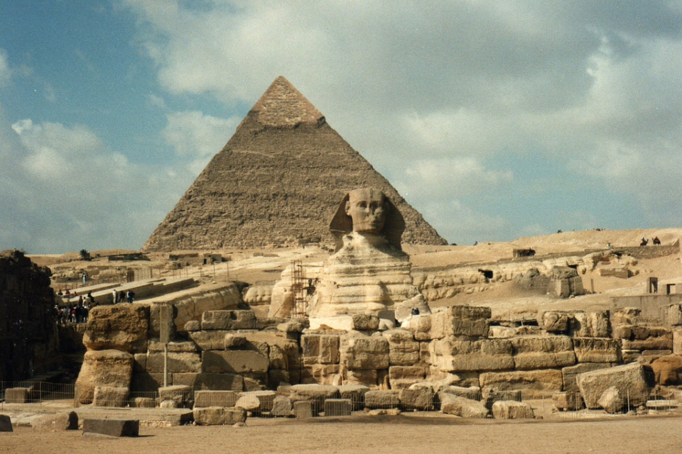 L'Enigma della Sfinge: l'indovinello più vecchio del mondo e la controversa figura di Edipo