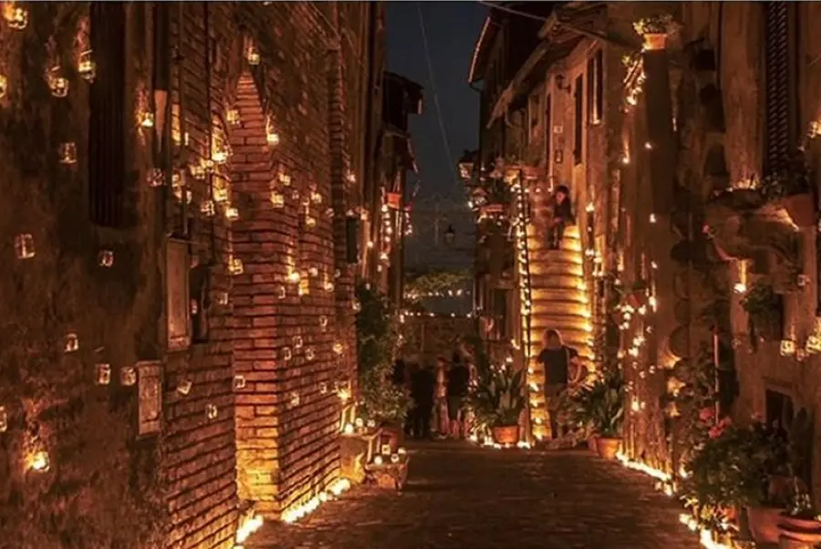 La Notte delle Candele: i vicoli di Vallerano si illuminano di magia