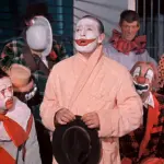 'A livella di Totò: il genio del principe della risata in una poesia