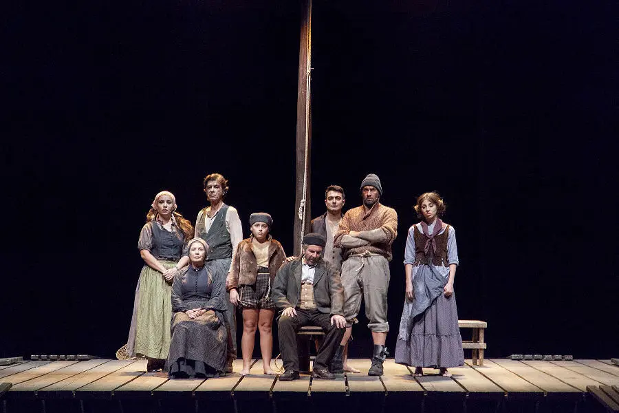 Cari professori, portate i ragazzi a teatro