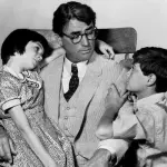 Il buio oltre la siepe, recensione e video