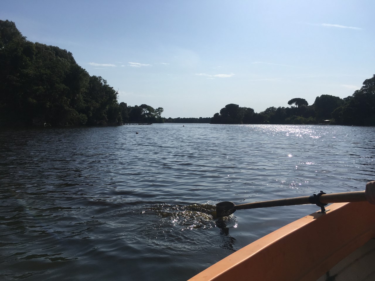 La magia di una notte al lago