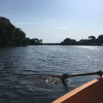 La magia di una notte al lago