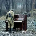 Parigi: cronaca di un incubo tra le note di una canzone