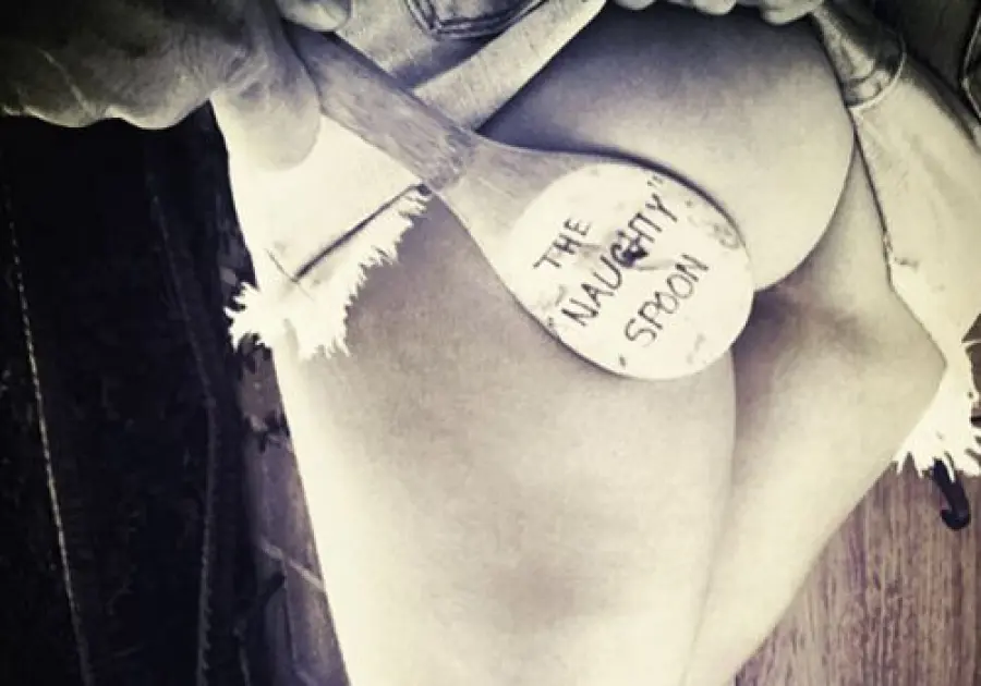 Chi sculaccia il lato b di Heidi Klum?