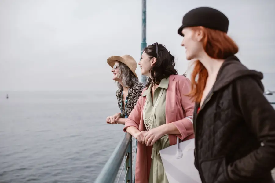 Viaggiare da sole: mete sicure per le donne 2026