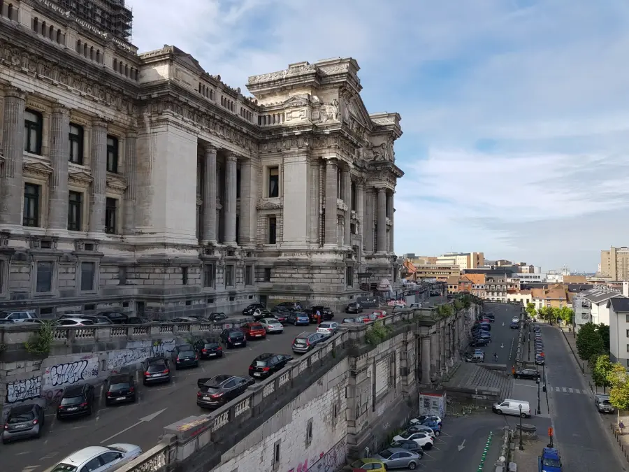 Bruxelles cosa vedere: Grand Place e fumetti
