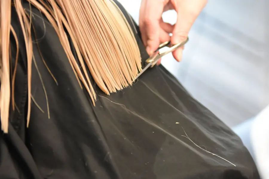 Sognare di tagliarsi i capelli: significati