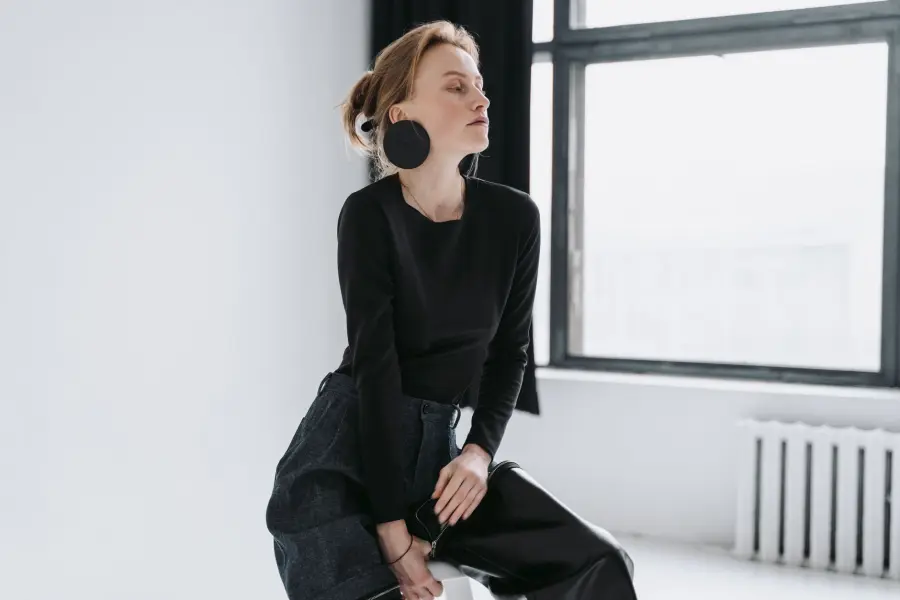 Stile Minimal: Capi Essenziali per il Guardaroba