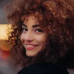 Capelli ricci: routine e prodotti efficaci